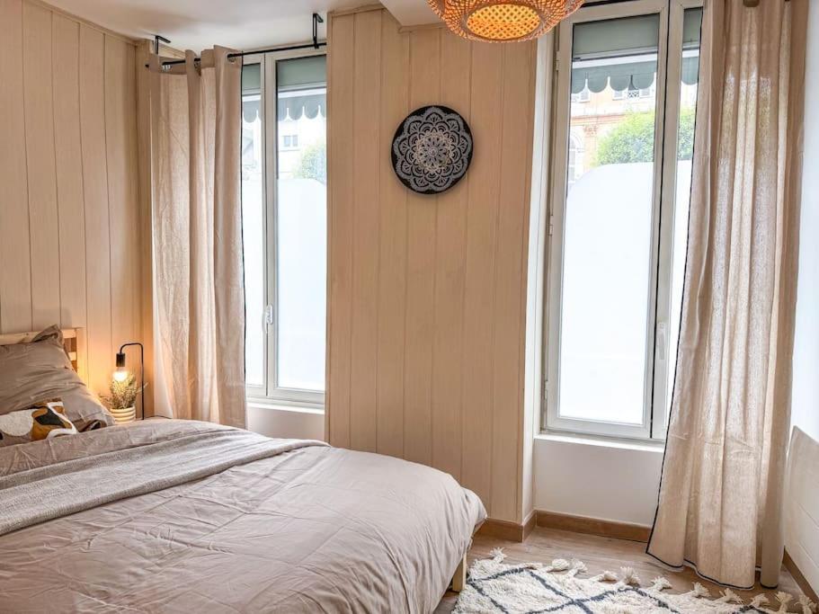 Elegance Au Coeur De Tarbes Apartment Ngoại thất bức ảnh